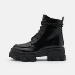 The Kooples Donna BOTTINE AVEC GROSSE SEMELLE - Stivaletti Con Plateau - Black -Vendite The Kooples 1edb4c580e92453baaed6a97380d00ee