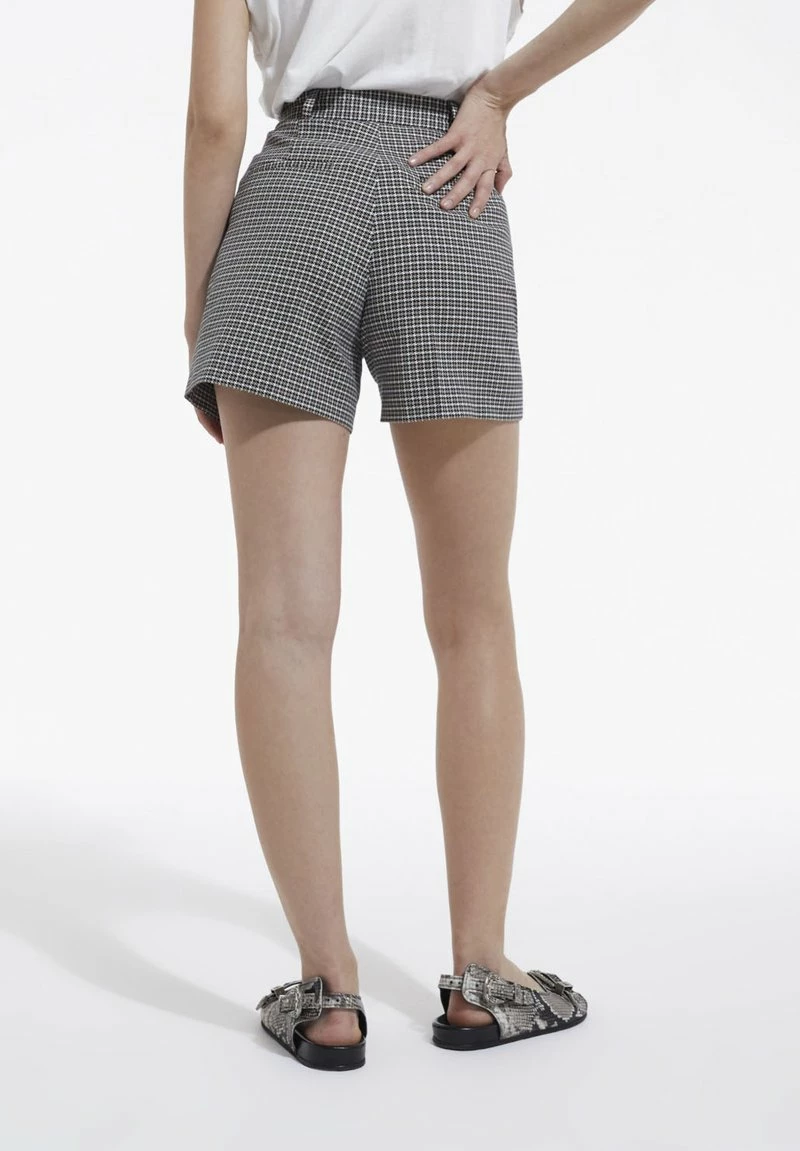 The Kooples Shorts - Beige, Donna 5 The Kooples Shorts - Beige, Donna - immagine 3