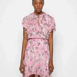 The Kooples Donna MANCHES COURTES LACEEN FLOWERS ROSE - Tunica - Pink -Vendite The Kooples 38772fcd3a8e4e9284df1e4c62981ff7