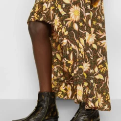 The Kooples JUPE LONGUE OUVERTURE DEVANT AVEC VOLANTEN IMPRIME VINTAGE - Gonna Lunga - Black, Donna -Vendite The Kooples 44216e7d1d4a4412a4a02cbef5233029