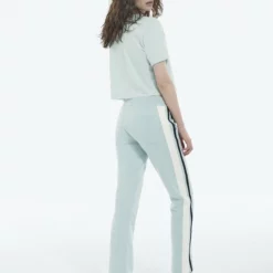 The Kooples MANCHES - T-shirt Basic - Gris Bleu, Donna 11 The Kooples MANCHES - T-shirt Basic - Gris Bleu, Donna -Vendite The Kooples 4881eb79e62c4457a4833539a70c9abb