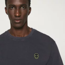 The Kooples T-shirt Basic - Black Washed, Uomo -Vendite The Kooples 533d9a3212b242b1ba02c012182423a5