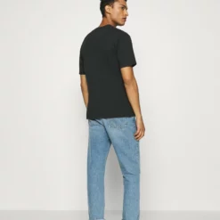 The Kooples T-shirt Con Stampa - Black, Uomo -Vendite The Kooples 58059bb086a84bb398b3ce6f3f1c7192