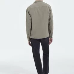 The Kooples COL HAWAÏEN POCHES PLAQUÉES - Camicia - Kaki, Uomo -Vendite The Kooples 6c36266cdfa24c56861c084597b3c334