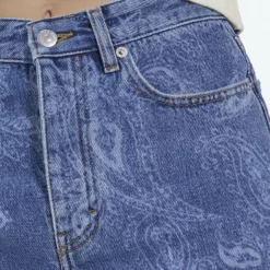 SHORT COURT EN JEAN À DÉLAVAGE CACHEMIRE THE KOOPLES PANTALON - Shorts Di Jeans - Blue Denim, Donna -Vendite The Kooples 6db09f73c822410c90e807a593aedf7a