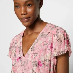 The Kooples Donna ROBE COURTE AVEC MANCHES VOLANTES ET COL VEN - Vestito Elegante - Pink -Vendite The Kooples 6fc8d93bc7464dfa910bf2d8297f3435