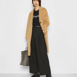 The Kooples MANCHES COURTES - T-shirt Con Stampa - Black, Donna 13 The Kooples MANCHES COURTES - T-shirt Con Stampa - Black, Donna -Vendite The Kooples 7233be6deece411ea585e99f80381e68