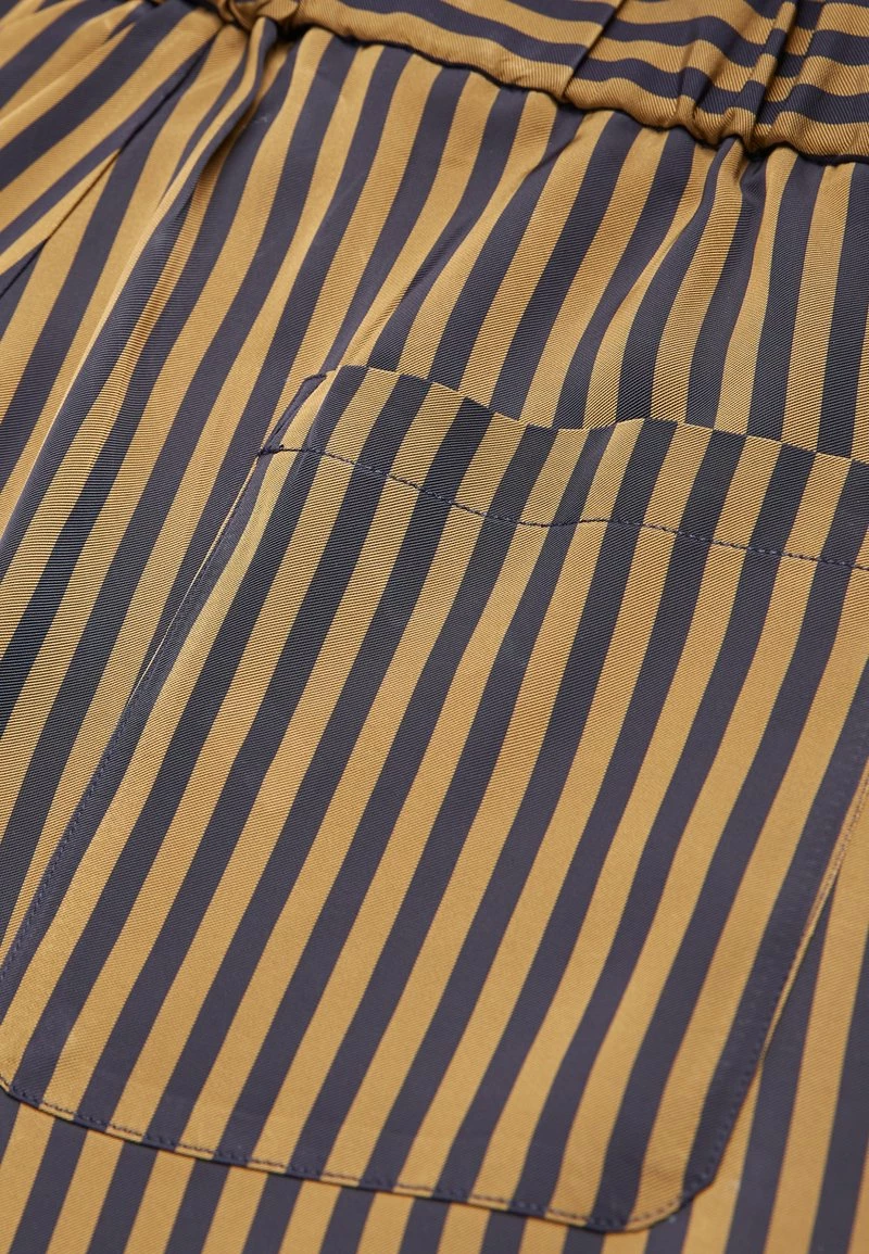 The Kooples PANTALON - Shorts - Navy Brown, Uomo 8 The Kooples PANTALON - Shorts - Navy Brown, Uomo - immagine 6