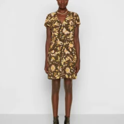 The Kooples ROBE COURE MANCHES VOLANTESEN IMPRIME VINTAGE FLOWERS - Vestito Estivo - Black, Donna -Vendite The Kooples 7b01a317cf434b61ae8cb45441e1c5fb