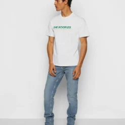 The Kooples Uomo T-shirt Con Stampa - White 13 The Kooples Uomo T-shirt Con Stampa - White -Vendite The Kooples 7b98b2ad15834b4fb999a419de2635a0