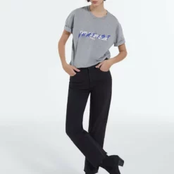 The Kooples WHAT IS T MANCHE - T-shirt Con Stampa - Grey Melange, Donna 11 The Kooples WHAT IS T MANCHE - T-shirt Con Stampa - Grey Melange, Donna -Vendite The Kooples 81e13d919fdf41a0b12c4097382fcaca