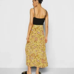 The Kooples ROBE LONGUE SIRENE FRONCEE SUR LE COTE EN VINTAGE FLOWERS - Gonna A Campana - Yellow, Donna -Vendite The Kooples 9b6185457c294e7d87fb4816fee2f9d2