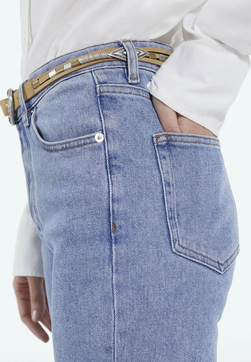 The Kooples Donna FINE LISSE DÉTAIL BIJOU - Cintura - Camel 4 The Kooples Donna FINE LISSE DÉTAIL BIJOU - Cintura - Camel - immagine 2