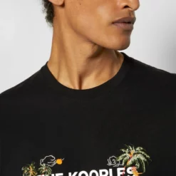 The Kooples Uomo T-shirt Con Stampa - Black 15 The Kooples Uomo T-shirt Con Stampa - Black -Vendite The Kooples aee5478edf8e481d8230e75558052c0b
