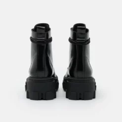 The Kooples Donna BOTTINE AVEC GROSSE SEMELLE - Stivaletti Con Plateau - Black -Vendite The Kooples b035cccc5f534dd8ad138621d38b43d5