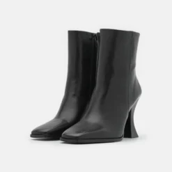 The Kooples Stivaletti - Black, Donna -Vendite The Kooples cf3b6d4bd50a4f57a0a4a9287c072a04