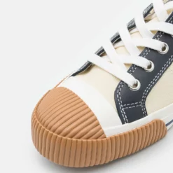 The Kooples CHAUSSURES - Sneakers Basse - Ecru, Uomo -Vendite The Kooples d3ed4c2b9a1e4a60b67a49acfe49eb3c