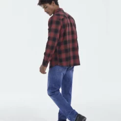 The Kooples Uomo À CARREAUX - Camicia - Red / Black 13 The Kooples Uomo À CARREAUX - Camicia - Red / Black -Vendite The Kooples d58e7c51879543e5bb2e29bc60d5d116