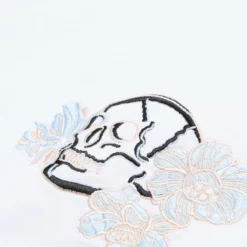 The Kooples T-shirt Con Stampa - White, Donna -Vendite The Kooples d75dbcd2cc5d41bcbdbd6342539b921b