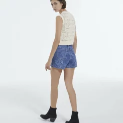 SHORT COURT EN JEAN À DÉLAVAGE CACHEMIRE THE KOOPLES PANTALON - Shorts Di Jeans - Blue Denim, Donna -Vendite The Kooples dab8928e83974fb5b006ee96d69e3637