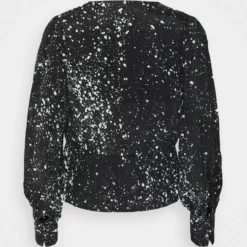 The Kooples Maglietta A Manica Lunga - Black/ecru, Donna 17 The Kooples Maglietta A Manica Lunga - Black/ecru, Donna -Vendite The Kooples e0883c876e7848ae9fc9a53b62d8ad09