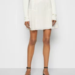 The Kooples JUPE COURTE - Gonna A Campana - Off White, Donna -Vendite The Kooples f920e0fa99694c9f98611e375a0748ae
