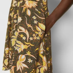 The Kooples ROBE COURE MANCHES VOLANTESEN IMPRIME VINTAGE FLOWERS - Vestito Estivo - Black, Donna -Vendite The Kooples f9e877b7d59e4ee783aa2d069f6ed1cf